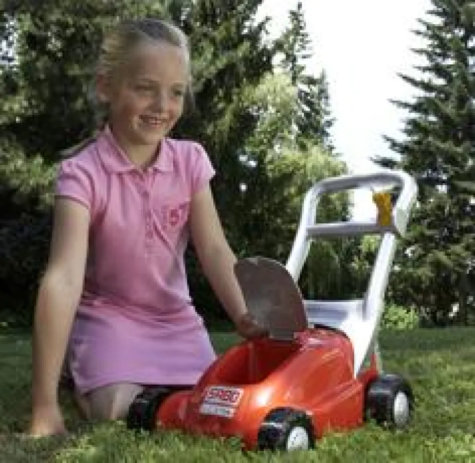 Neuheit 2008: Kinderrrasenmäher (Designbeispiel)
