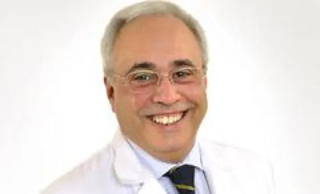 Bild: Praxis für Implantologie Prof. Dr. Zafiropoulos - Implantate mit Garantie auf höchstem Niveau