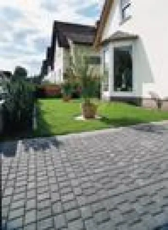 Ökologisch und funktional - Das Pflastersystem Drainora Bild: Ökologisch und funktional - Das Pflastersystem Drainora