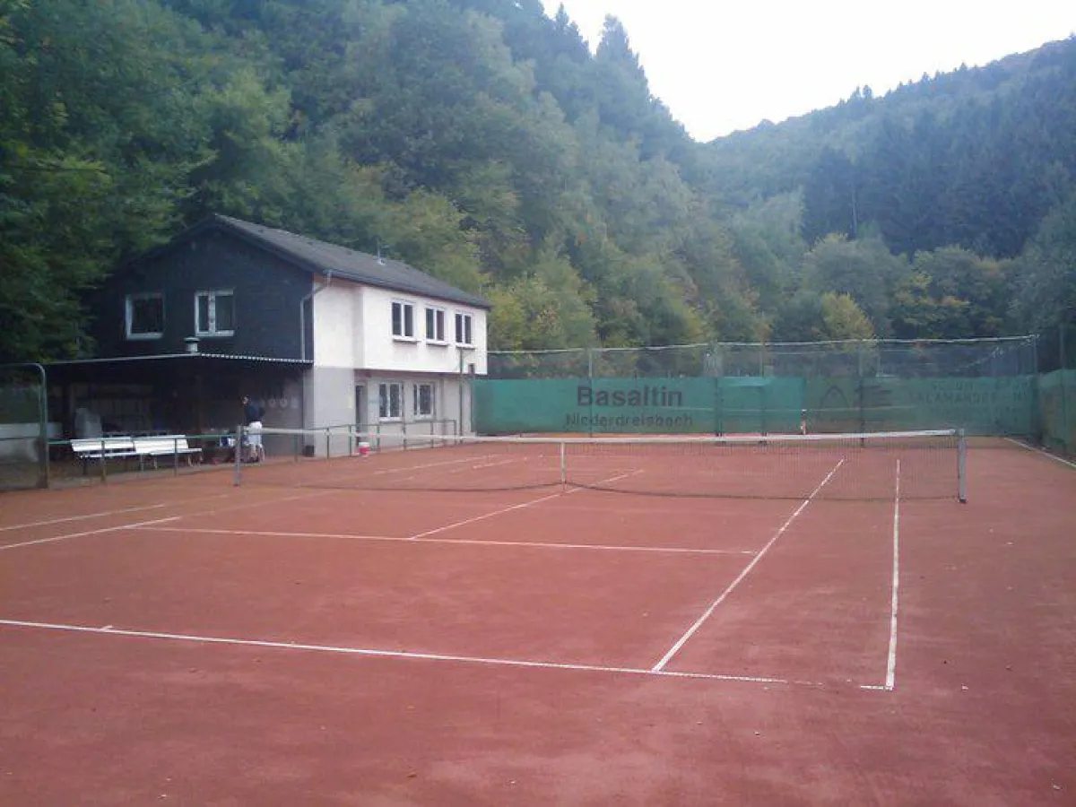 Das Clubhaus wird auch als Grillhütte vermietet