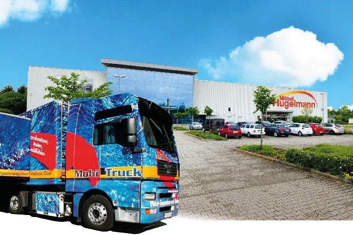 Möbel Hugelmann präsentiert auch dieses Jahr den Himolla Mobi-Truck zum SSV-Finale Bild: Möbel Hugelmann präsentiert auch dieses Jahr den Himolla Mobi-Truck zum SSV-Finale