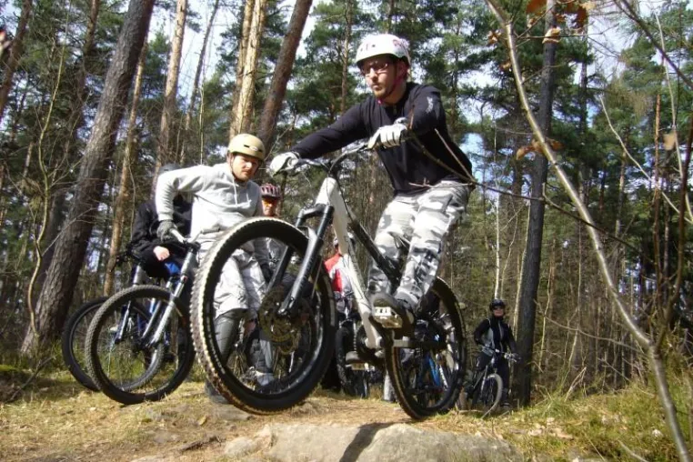 Bild: Es geht wieder los - MTB-Fahrtechnikkurse in Nürnberg von Bikeactivities