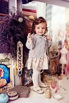 Bild: Weihnachten mit Chicco: Tolle Geschenkideen und festliche Outfits