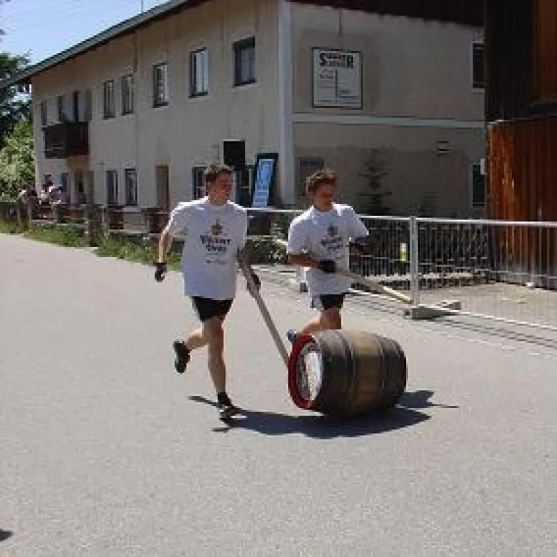 Hier kämpft der amtierende Weltmeister der Brauerei Püttner bei der Bayrischen Meisterschaft 2004 um den Sieg!