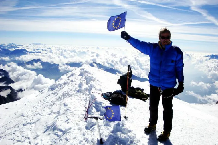 Eine Bergtour wie keine andere: Die 28 Gipfel aller EU-Staaten Bild: Eine Bergtour wie keine andere: Die 28 Gipfel aller EU-Staaten