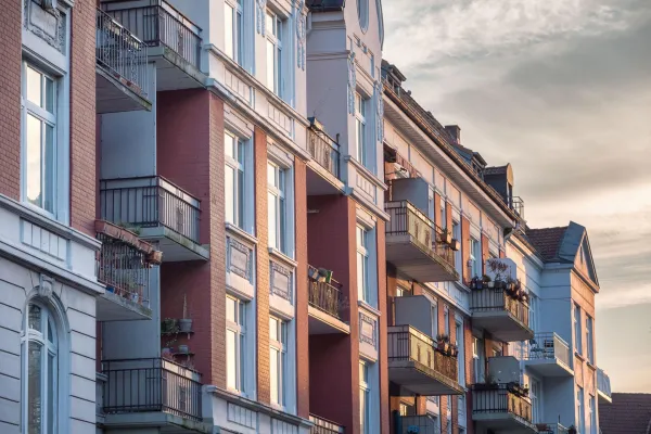 Bild: Bundestag beschließt: Maklerkosten werden beim Verkauf voraussichtlich ab Anfang 2021 geteilt