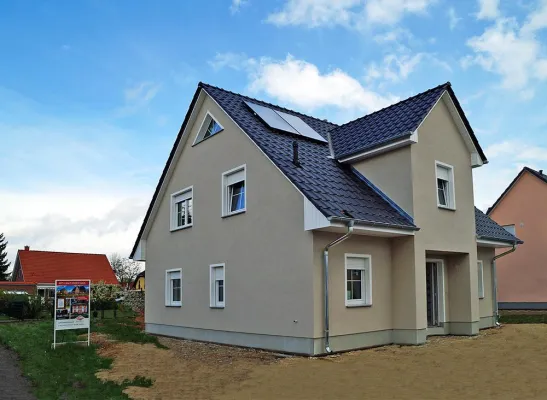 Stadthaus zwischen Wäldern und Seen | Hausbesichtigung Bild: Stadthaus zwischen Wäldern und Seen | Hausbesichtigung