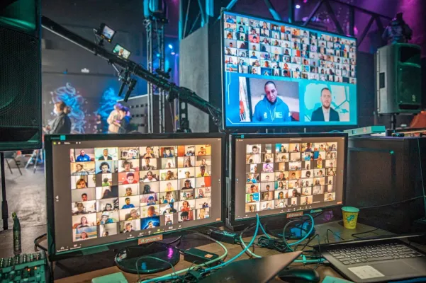 Bild: "Football for Friendship" startet Bewerbungsprozess zur Teilnahme an seiner neunten Saison 