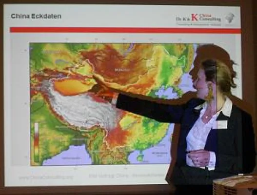 FRAUEN IN CHINA – VERHANDLUNGSMACHT FÜR UNTERNEHMEN Bild: FRAUEN IN CHINA – VERHANDLUNGSMACHT FÜR UNTERNEHMEN