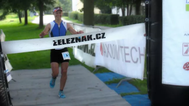 Bild: Deutsche Triathletin Mareile Hertel siegt in Tschechien
