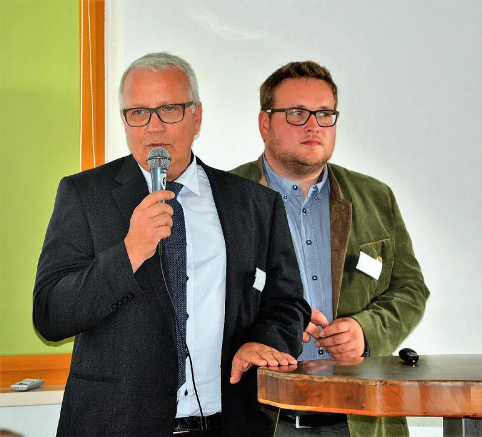 5 Jahre HIZ Holzimpulszentrum Prof. Matthias Zscheile und Christian Schiffner (Anne-K. Beck, BioEconomy Cluster Mitteldeutschland)