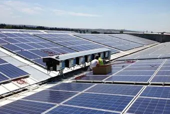 Bild: Q3 Energieelektronik und Solar Enerji Üretim realisieren 1 MW-Anlage und Pilotprojekt im türkischen Izmir