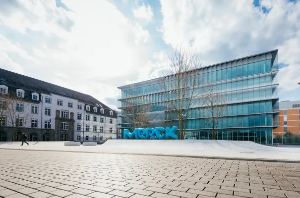 Bild: Neuer Großkunde im Bereich Payroll: SPS übernimmt Payroll-Admin-Services für Merck