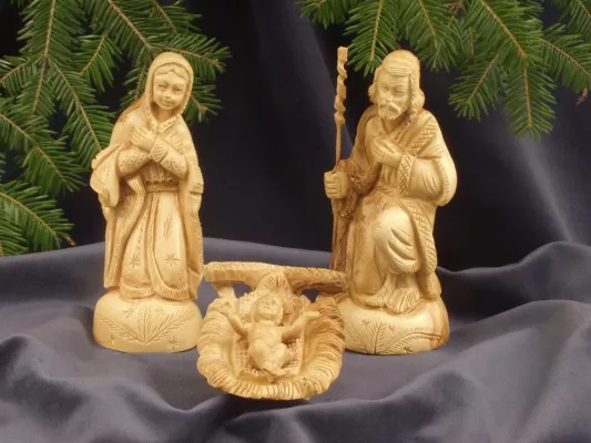 Bild: Weihnachten und Advent: Weihnachtsgrüße aus Bethlehem, handgeschnitzte Olivenholzkrippen, Bethlehem ganz nah