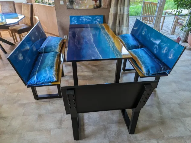 Bild: MARAMORE stellt maritimes Tisch- und Bänke-Set Ostsee vor