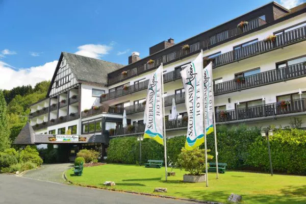 Bild: Das Maritim-Hotel in Schmallenberg heißt ab sofort Sauerland Alpin Hotel