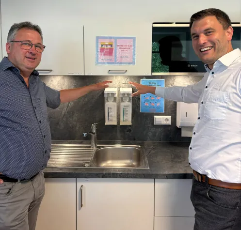 Bild: Huonker GmbH: Überzeugender Start – Probus-Präparatespender 