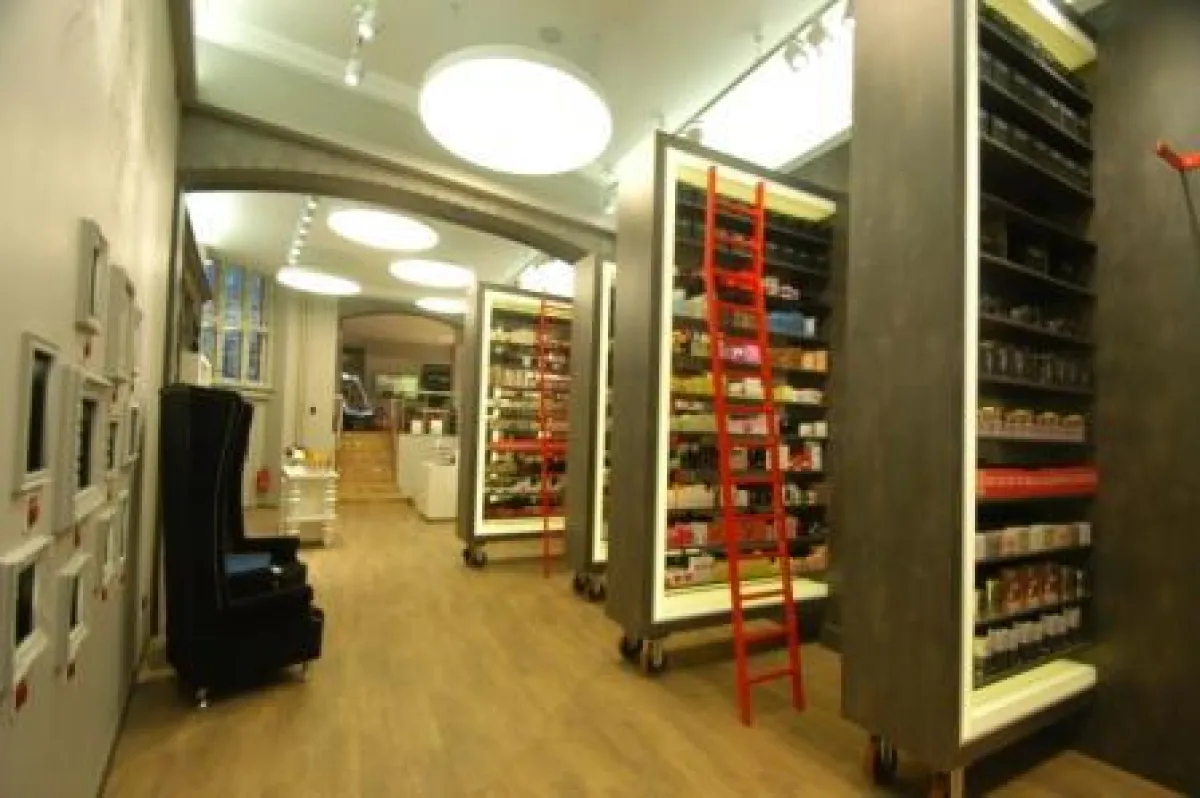 Planet Prestige Flagship Store Berlin_Raumschiff