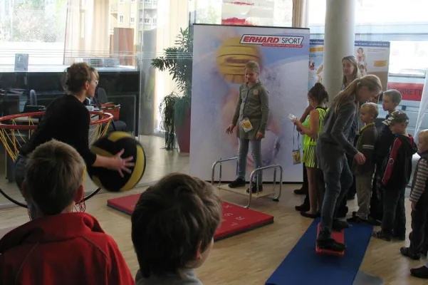 Bild: Spaß und Gesundheit zum Erleben - VITALIFE© von Erhard Sport beim Familientag der Schwenninger BKK