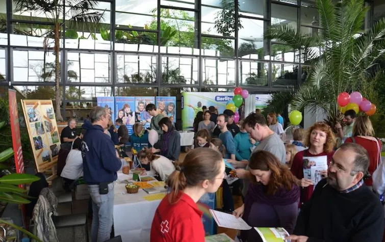 Jetzt an die Ferien denken: Spannende Angebote gibt es bei der „4. FeriencampMesse“ am 26. Februar in Potsdam Bild: Jetzt an die Ferien denken: Spannende Angebote gibt es bei der „4. FeriencampMesse“ am 26. Februar in Potsdam