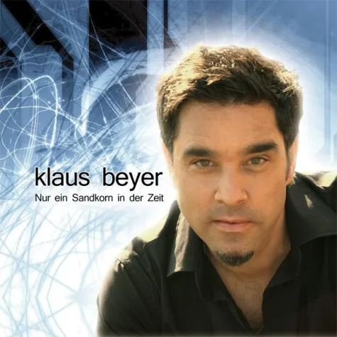 Bild: Klaus Beyer - Nur ein Sandkorn in der Zeit