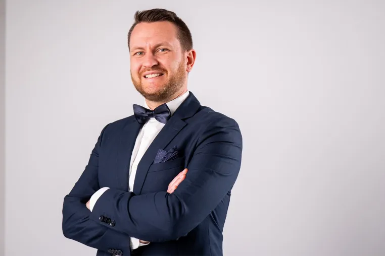5 Wände: Wie man mit Immobilien strategisch Vermögen aufbaut Bild: 5 Wände: Wie man mit Immobilien strategisch Vermögen aufbaut