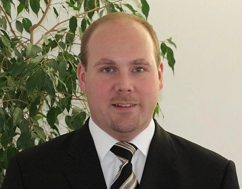 Sascha Waldhecker - Produkt Marketing Manager bei TIM