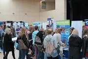 Bild: Wohin soll die Reise gehen? - Messe für Auslandsaufenthalte bald wieder in München