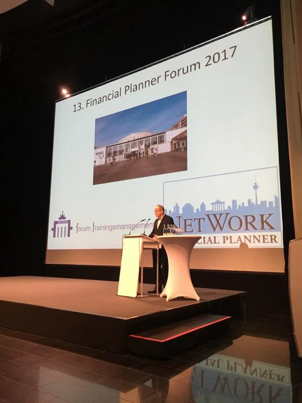 Dr. Norbert Häring beim 13. Financial Planner Forum