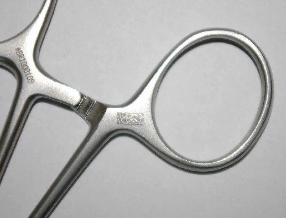 Schere mit Markierungen