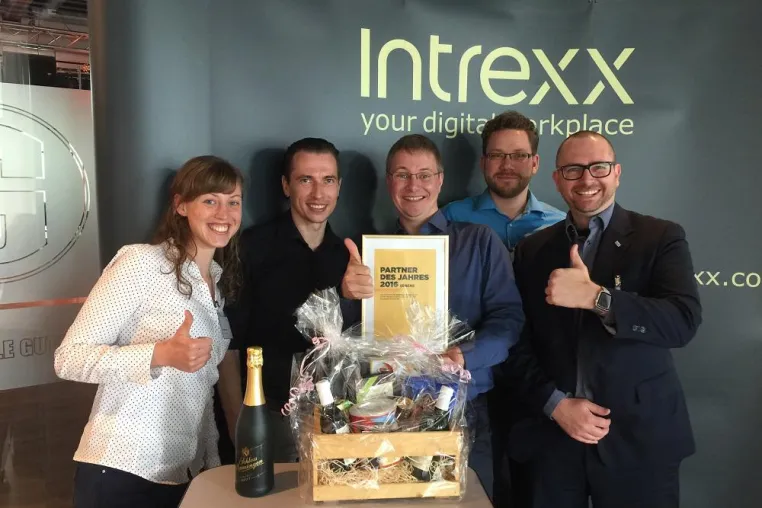 QuinScape ist Intrexx-Partner des Jahres 2016 Bild: QuinScape ist Intrexx-Partner des Jahres 2016