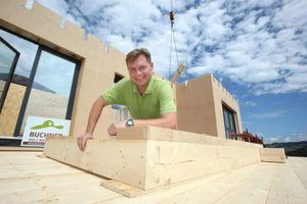 Auftragsrekord bei Buchner - Oberösterreichs führendem Öko-Holzbauer Bild: Auftragsrekord bei Buchner - Oberösterreichs führendem Öko-Holzbauer