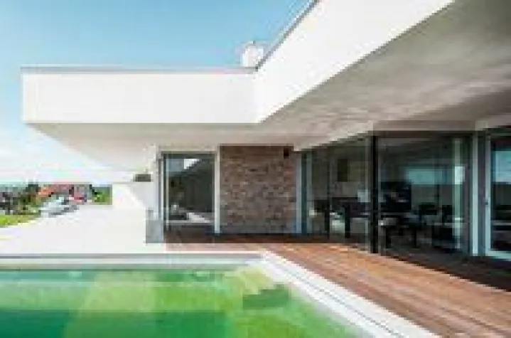 Hanf am Haus sperrt Hitze aus Bild: Hanf am Haus sperrt Hitze aus