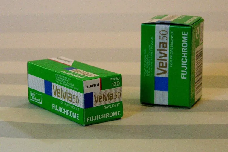 FUJI Velvia 50 - ein Spitzendiafilm kehrt zurück in die Fotowelt Bild: FUJI Velvia 50 - ein Spitzendiafilm kehrt zurück in die Fotowelt