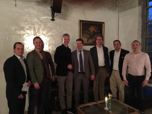 Bild: Ohne private Unternehmer keine soziale Sicherheit in der wachsenden Stadt