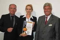 Bild: IBA Trophy für Lernplattform der IGV GmbH