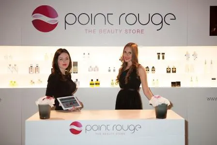 Bild: Der Beauty Online Store point rouge war Platin-Sponsorpartner des Deutschen Parfumpreises DUFTSTARS 2013