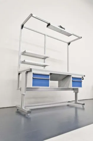 INDUSTRIE 4.0 – From Vision to Reality Bild: INDUSTRIE 4.0 – From Vision to Reality