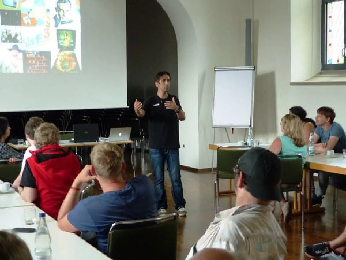 Alexander Beer vom Kreismedienzentrum im Liebenauer Schloss leitete die Fortbildung.