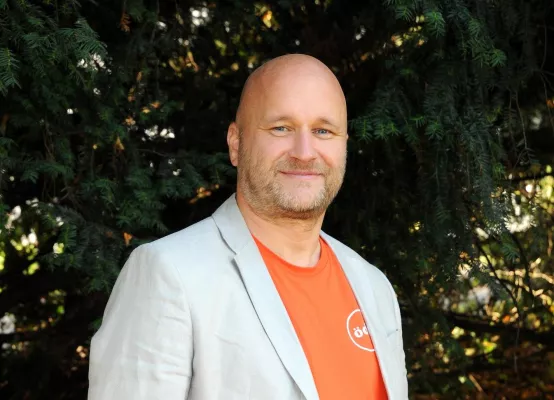 Bild: Unerträglicher Zynismus - Pfarrer ruft zu unterlassener Hilfeleistung auf