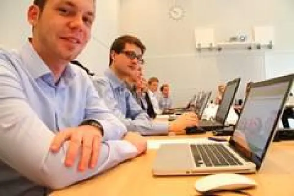 Bild: ESB Student Consulting e. V. zu Gast bei Stern Stewart & Co. in München