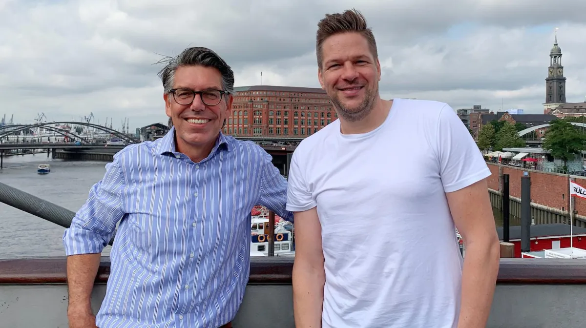 e-velopment CEO Oliver Kählert & minubo CEO Lennard Stoever