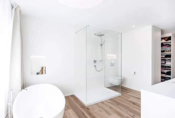 Bild: Badsanierung im mediterranen Flair