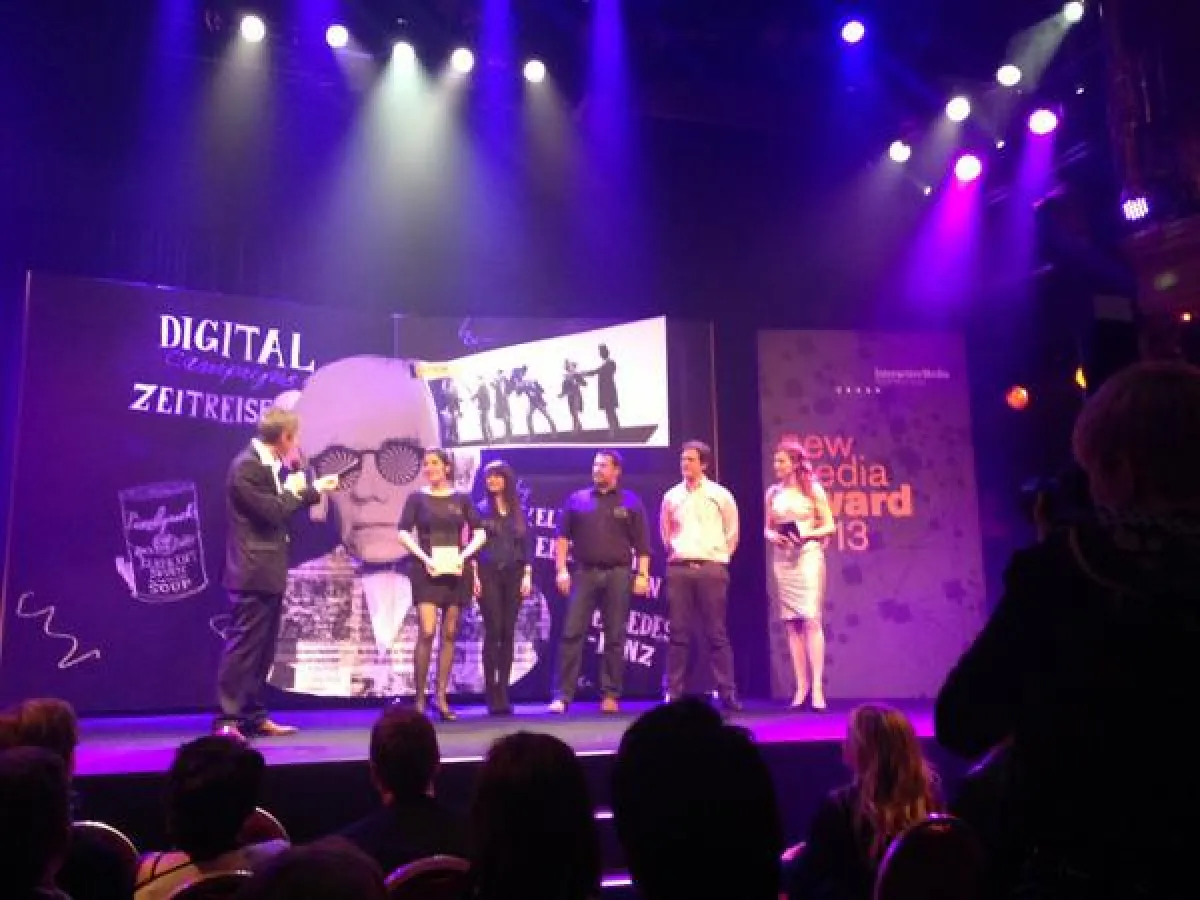 Gold für e7 bei der Preisverleihung zum New Media Award 2013
