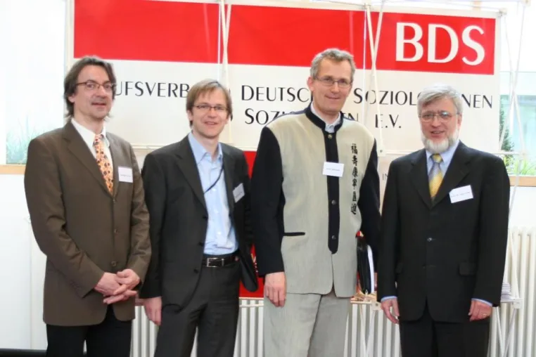 Provozierende Ergebnisse der InterPM 2006 :" Agiles" Projektmanagement dank erfolgreicher Integration der Praxissoziologie in das Projektmanagement von Ingenieuren Bild: Provozierende Ergebnisse der InterPM 2006 :" Agiles" Projektmanagement dank erfolgreicher Integration der Praxissoziologie in das Projektmanagement von Ingenieuren
