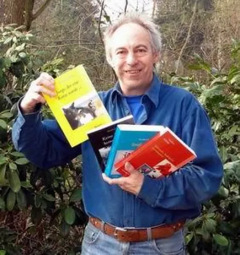 Manfred Schloßer hat 'Heimspiel' bei Autorenlesung in Hagen Bild: Manfred Schloßer hat 'Heimspiel' bei Autorenlesung in Hagen
