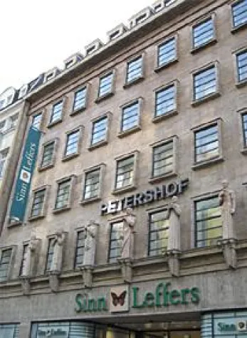 Literatur bei SinnLeffers Bild: Literatur bei SinnLeffers