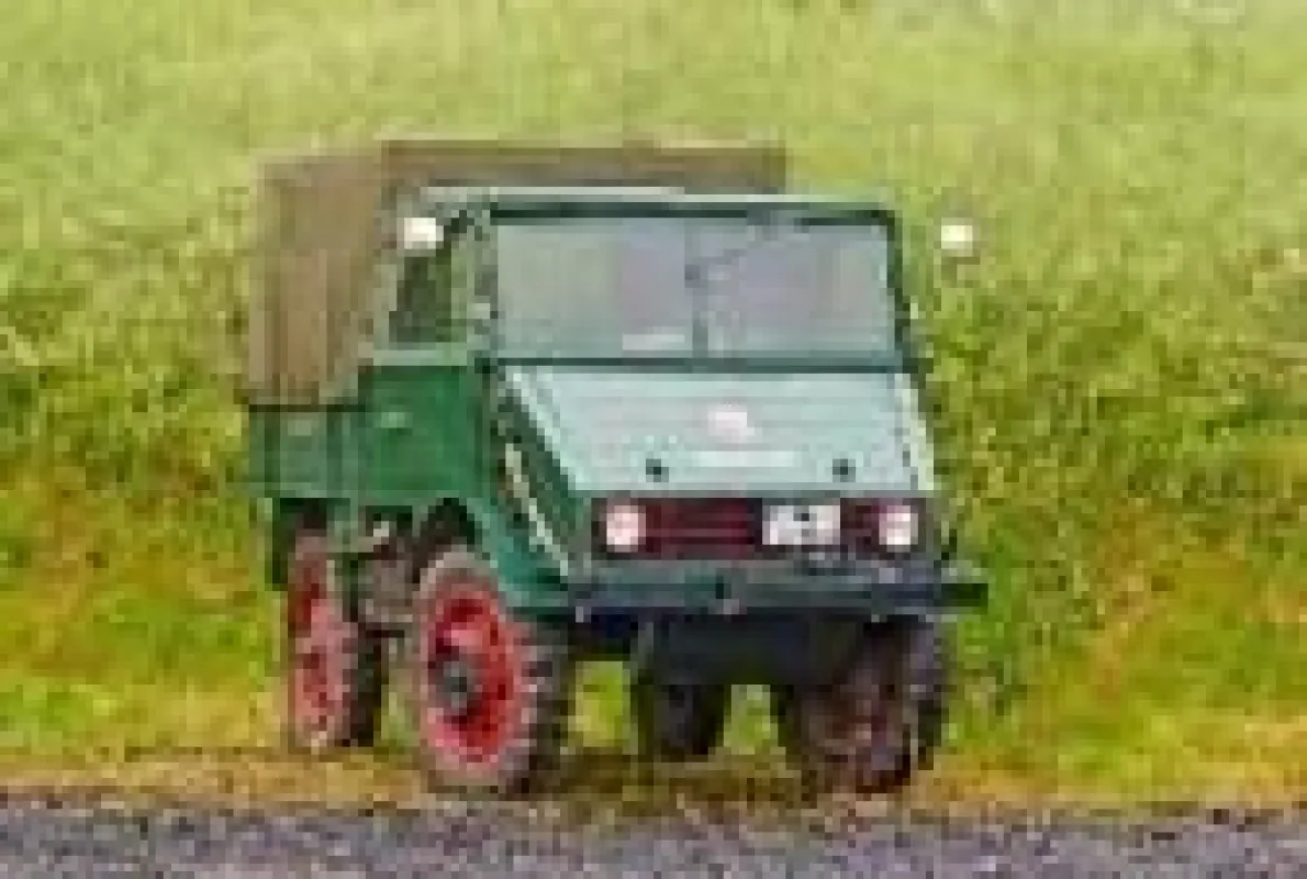 Umgebauter Unimog
