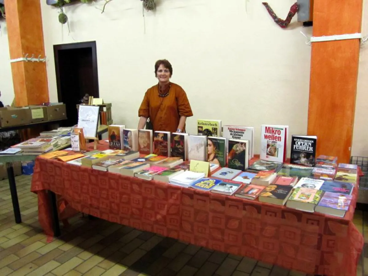 Büchermarkt in Haffen 2011