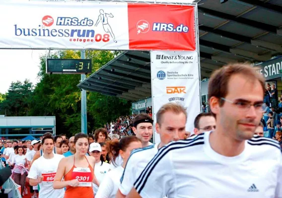 Bild: HRS bis 2010 Namensgeber des BusinessRun Cologne